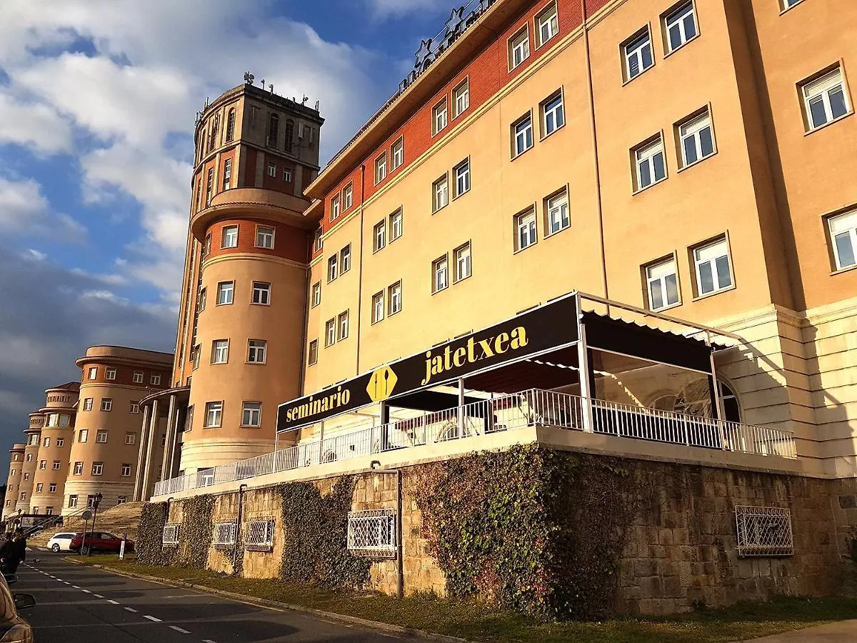 Hotel Seminario Aeropuerto Bilbao Derio