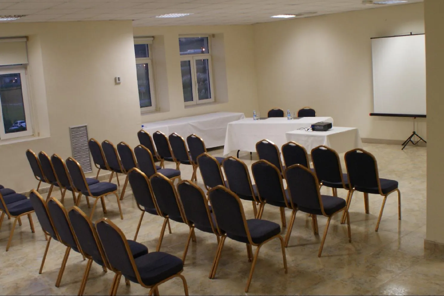 Hotel Seminario Aeropuerto Bilbao Derio